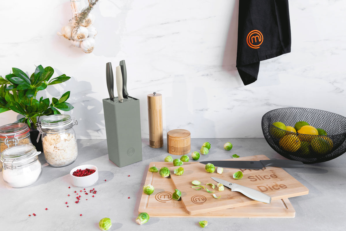 KNIVES & BLOCK 5PCS