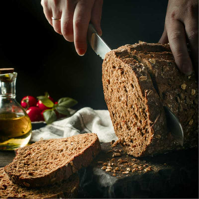 SHOW BREAD KNIFE