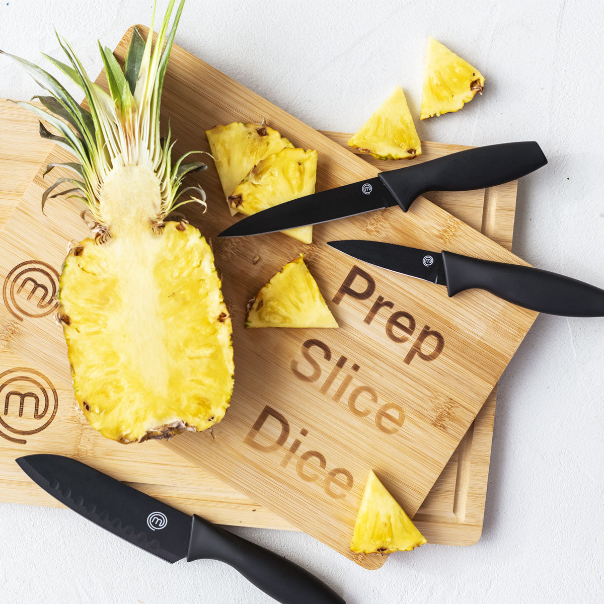 LOGO KNIVES 3PCS