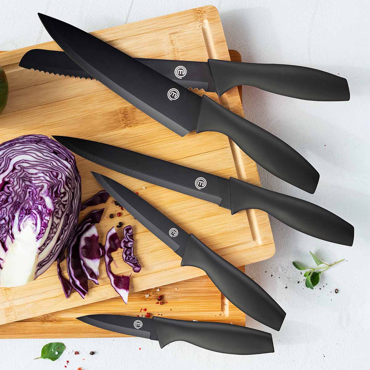 KNIVES & BLOCK OFFER