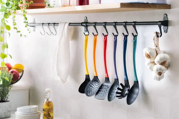 NON STICK UTENSILS 6 PCS